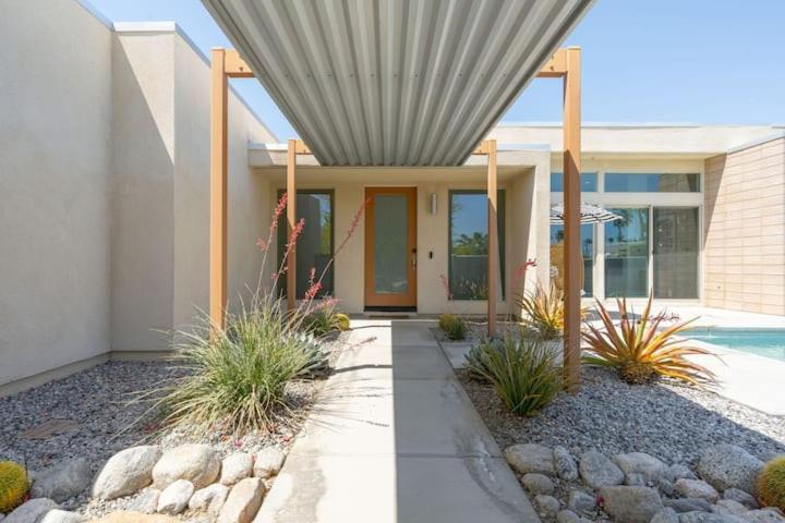 Chic Luxurious Desert Home- Private Pool Hot Tub Palm Springs Exterior photo